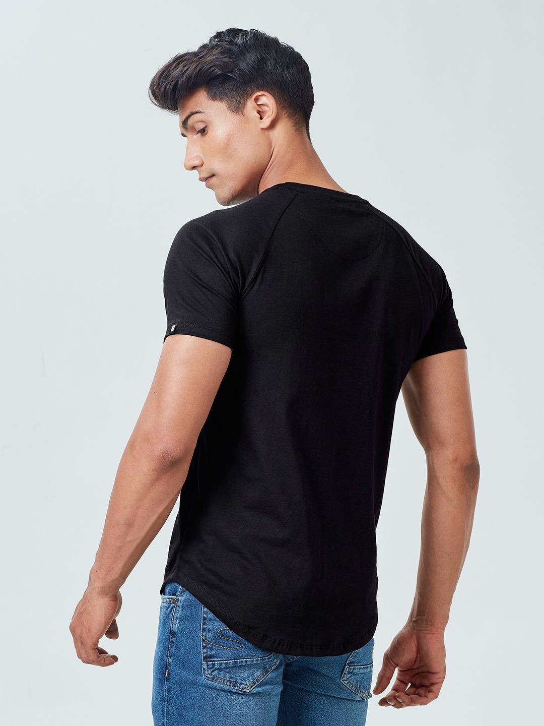 Batman: The Emblem Drop Cut T-Shirts