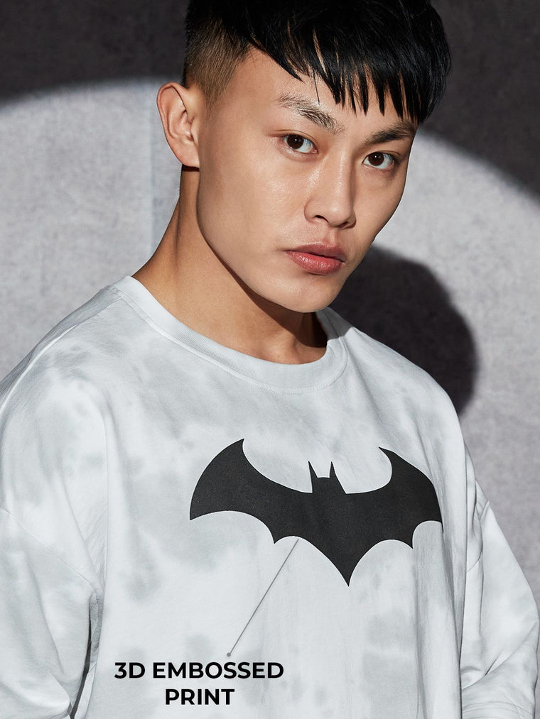 Batman: Bat Signal Tie Dye Oversized T-Shirts