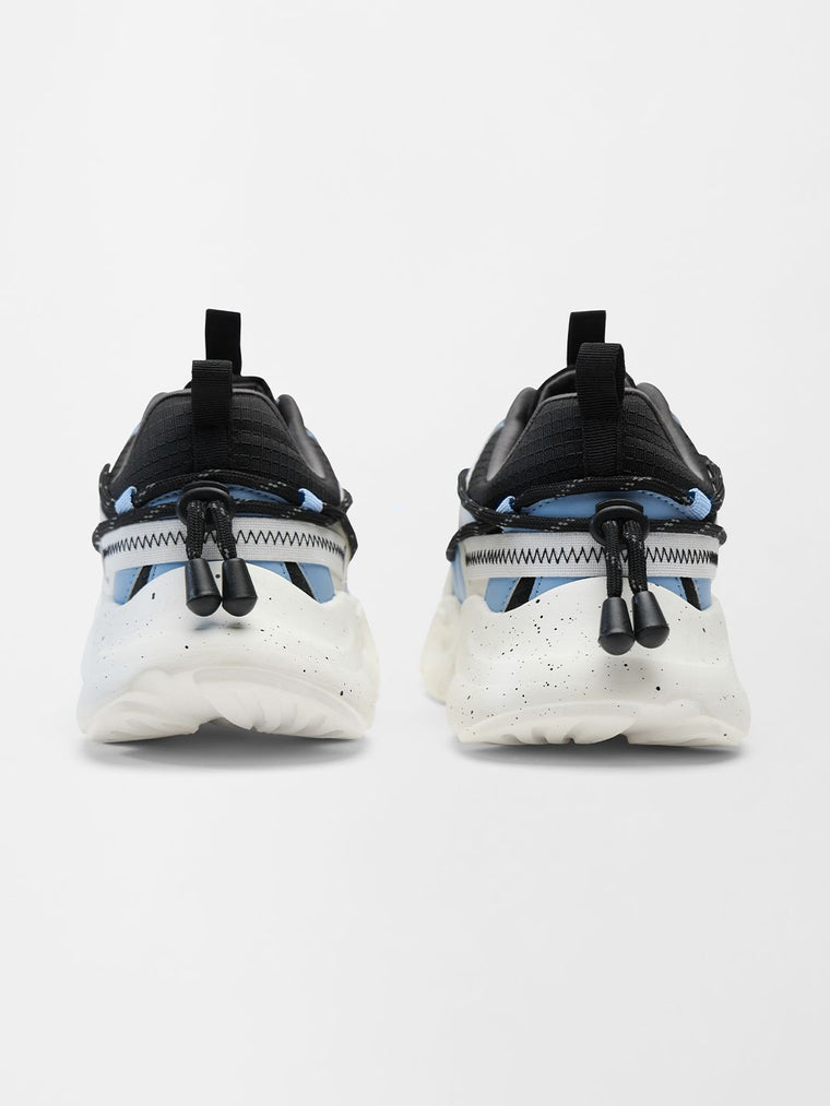 Souled: Swift Blue Men Low Top Sneakers