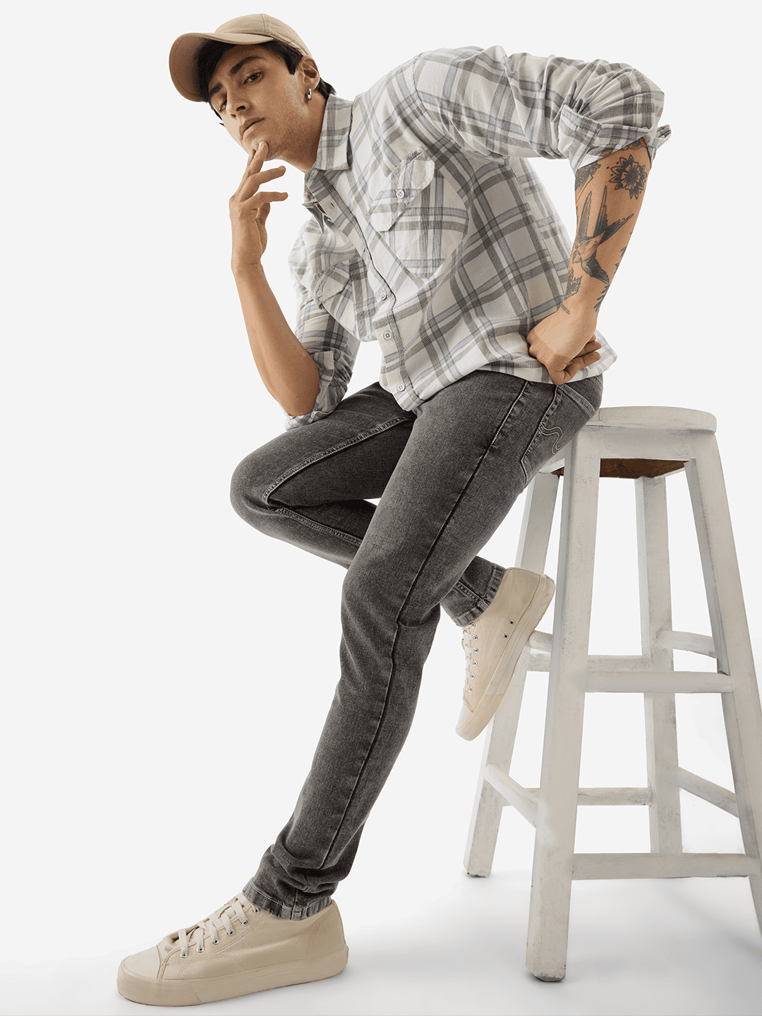 Classic Slim Fit Jeans: Dark Grey Men Classic Slim Fit Jeans