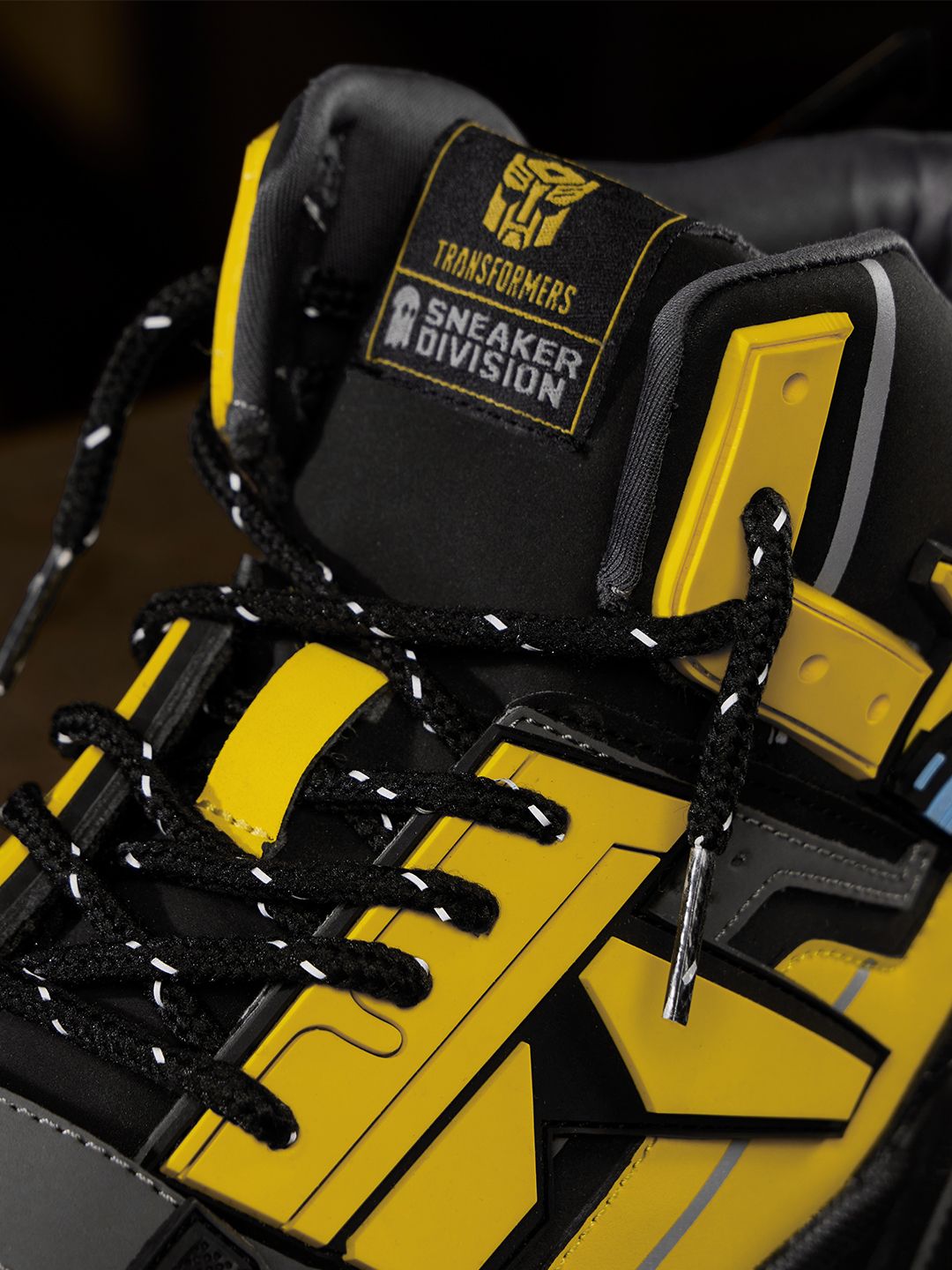 Transformers: BumbleBee Men High Top Sneakers