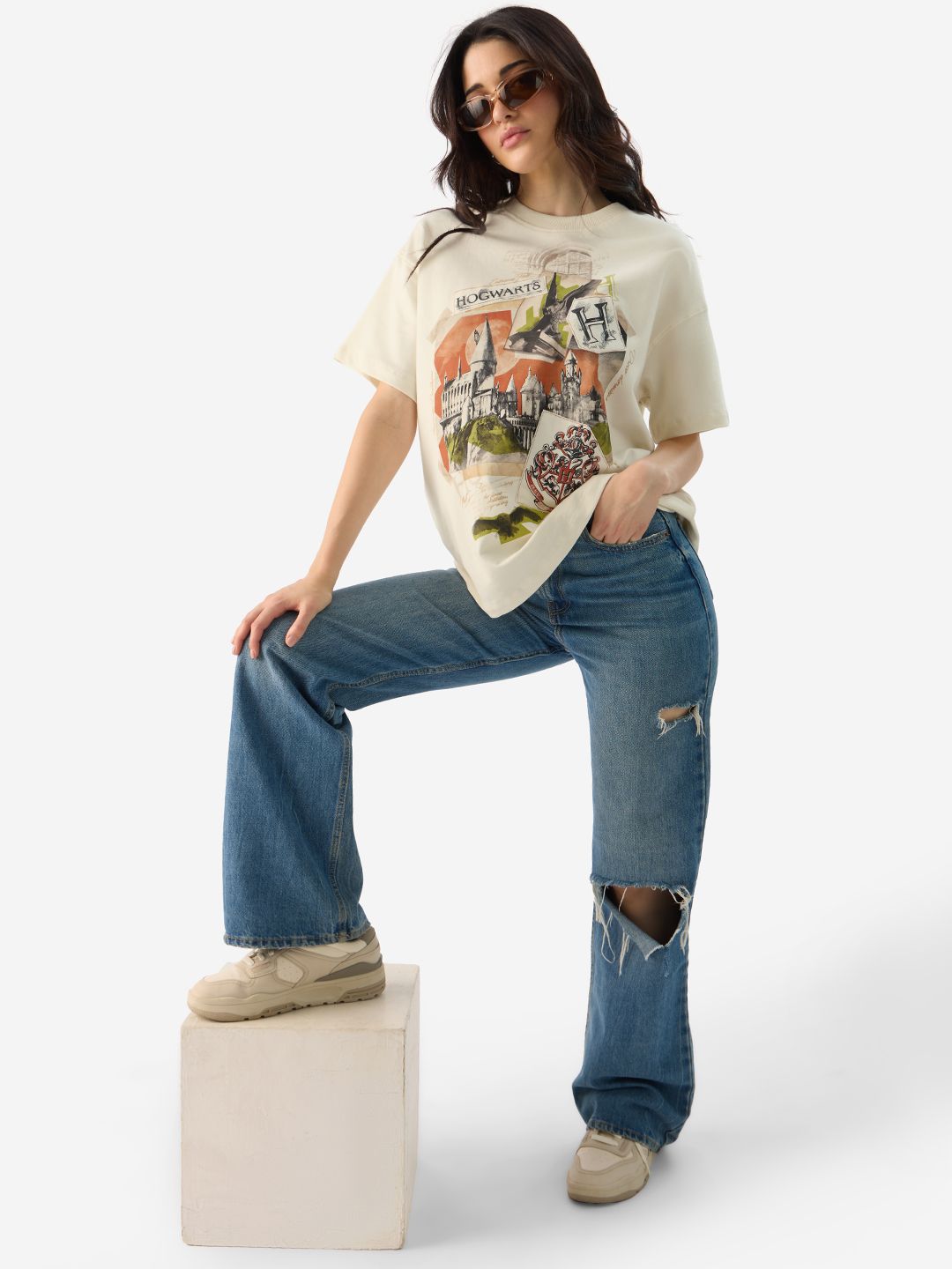 Harry Potter: Hogwarts Women Oversized T-Shirts