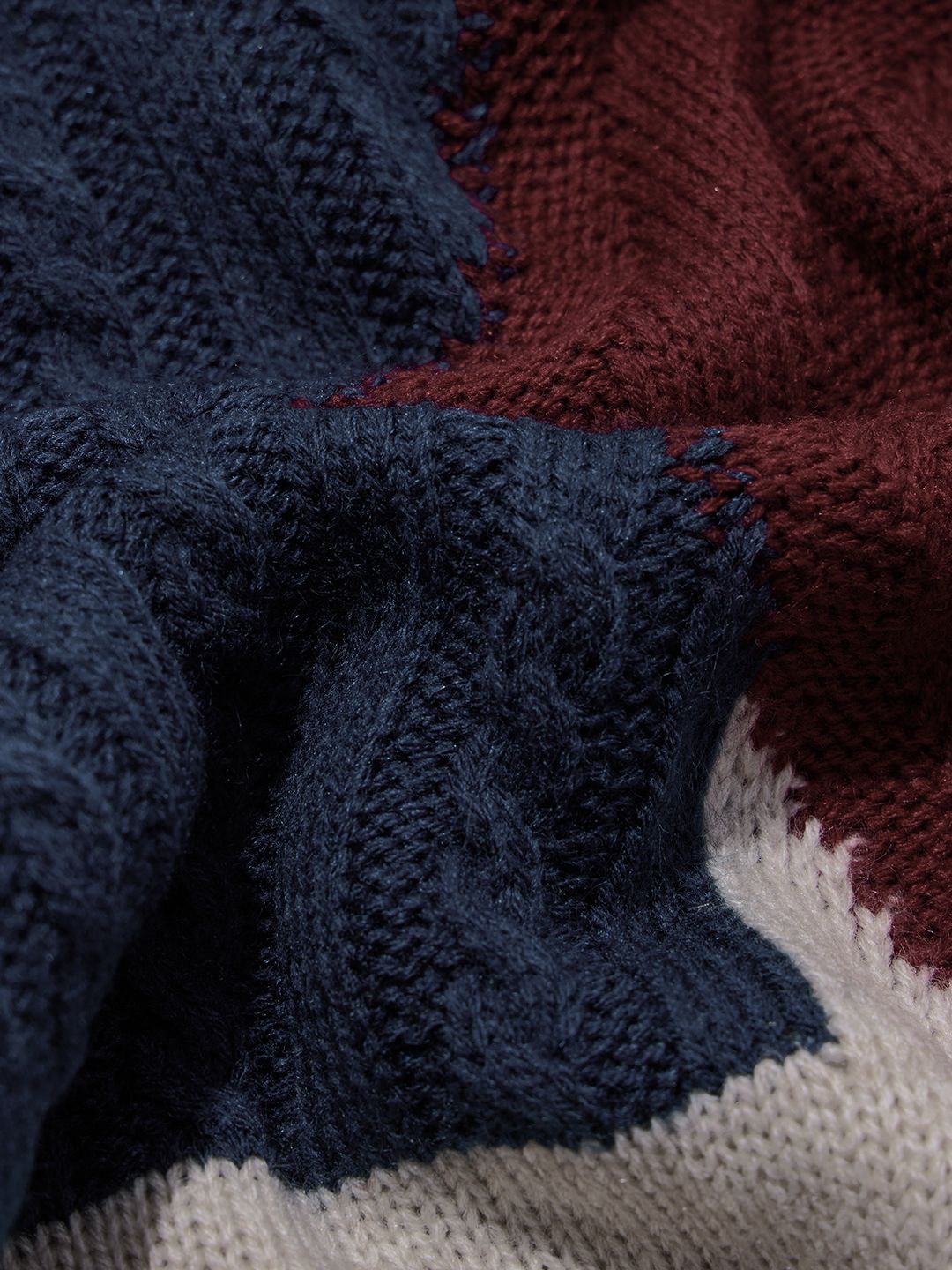 Colourblock Pullover: Superman Oversized Pullovers