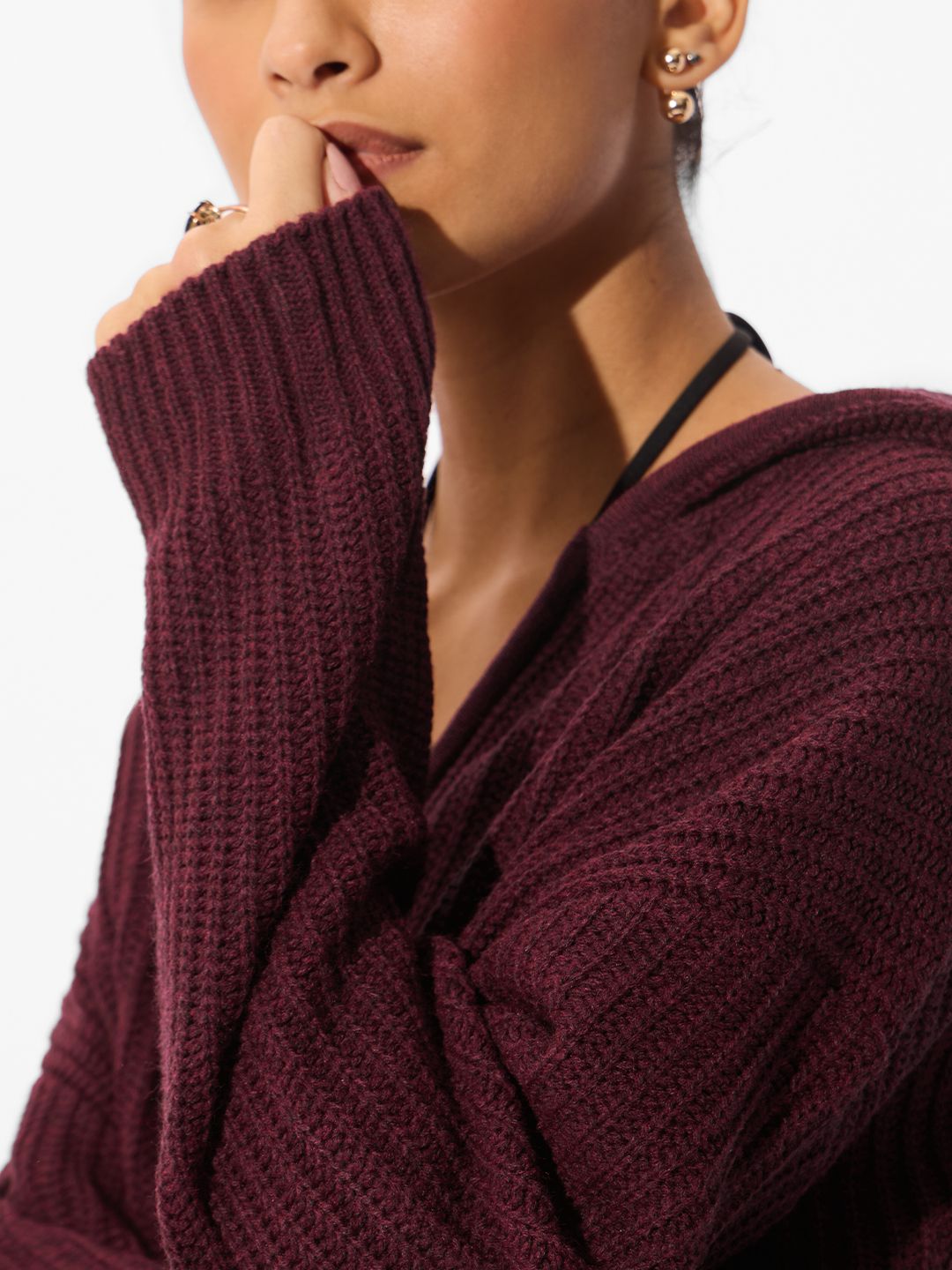 Knitted Hooded Sweater: Maroon Women Super Oversized Sweaters
