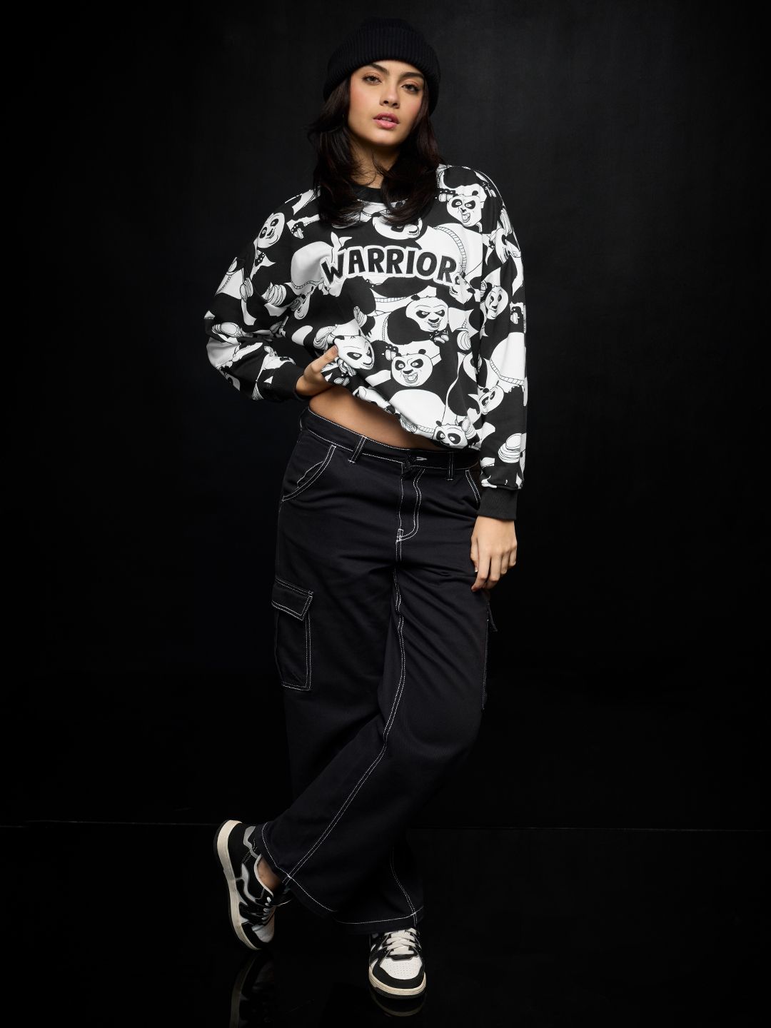 Kung Fu Panda: Warrior Women Oversized Sweatshirts