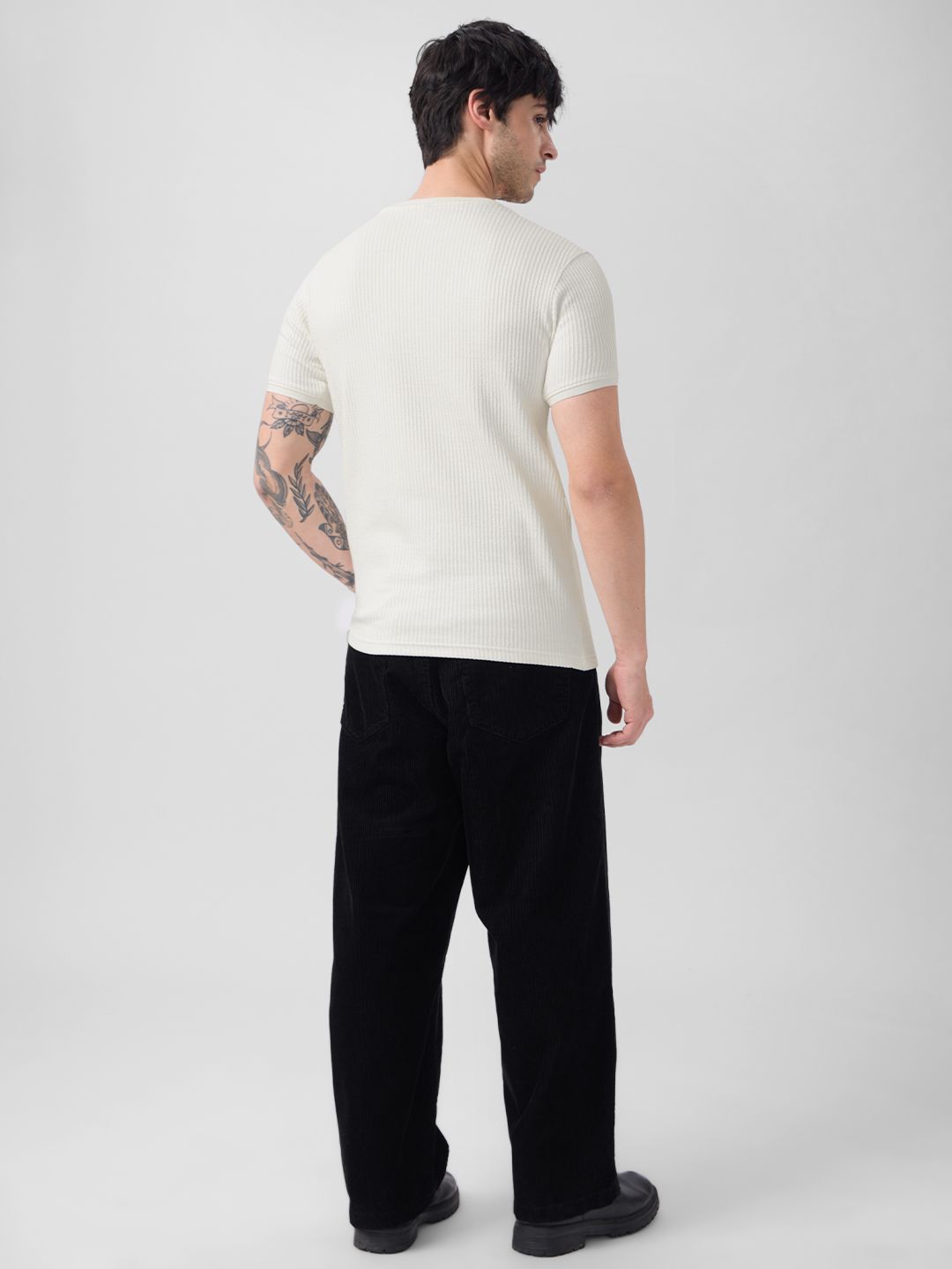 Korean T-Shirt: White T-Shirts