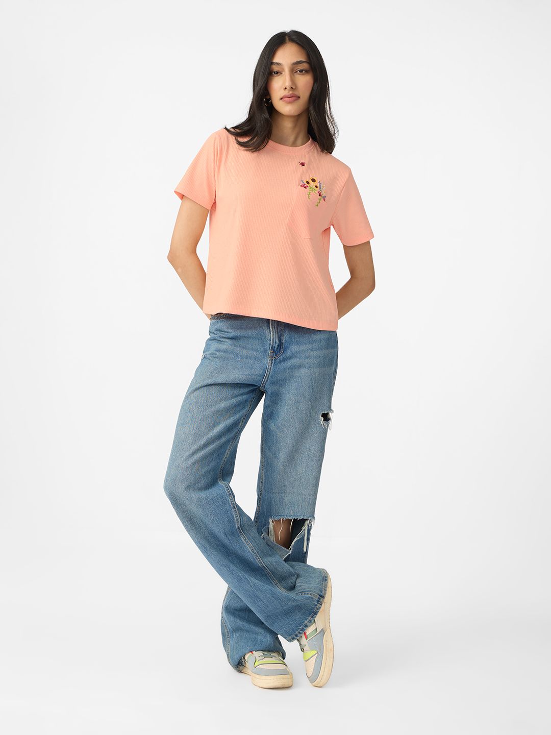 TSS Originals: Pocket Flowers Women Relaxed T-Shirts