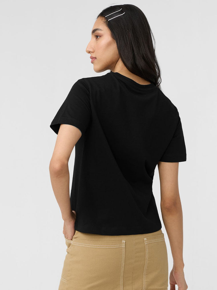 Harry Potter: Golden Snitch Women Relaxed T-Shirts