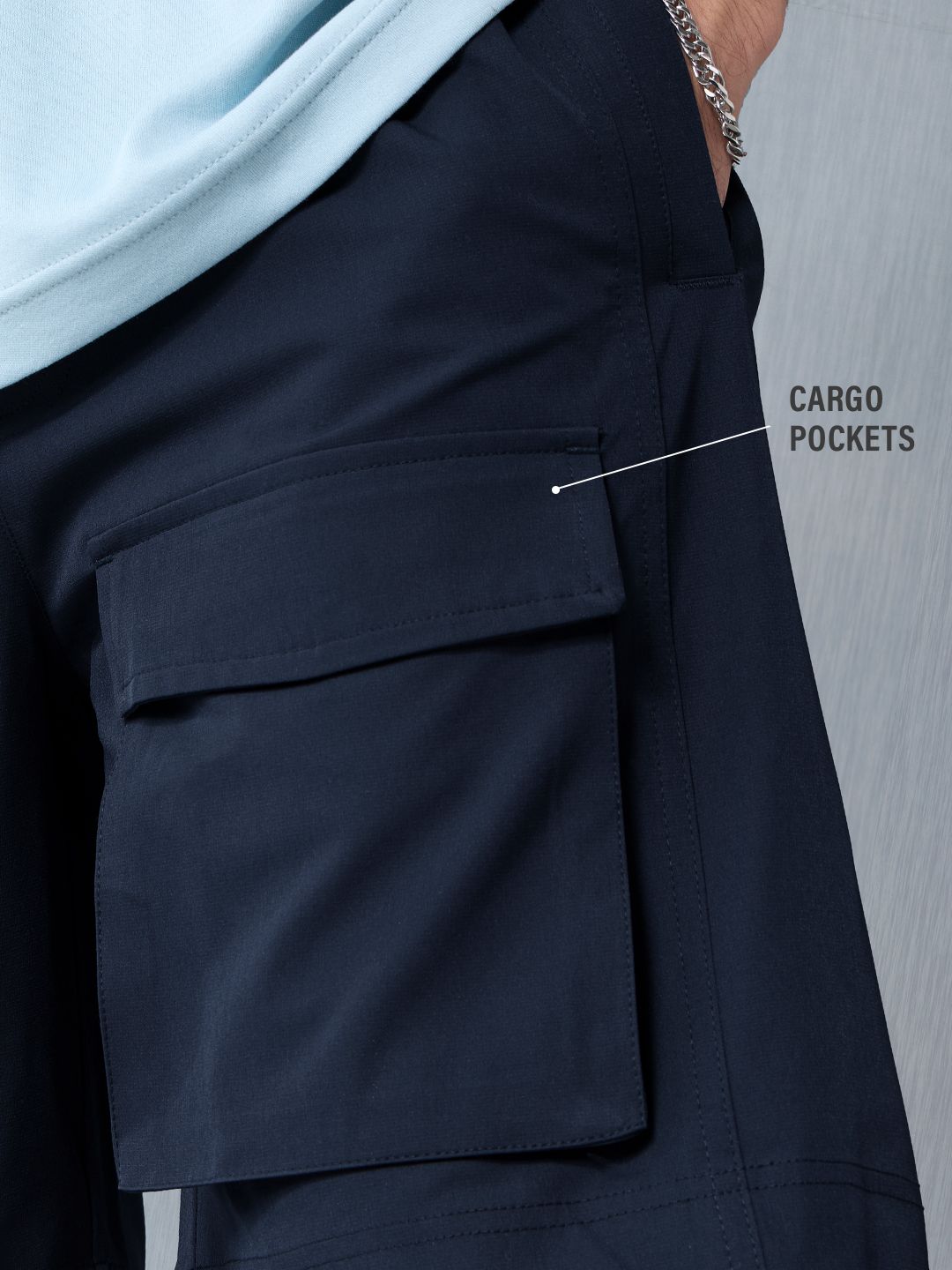 Solids: Navy Blue Men Cargo Shorts