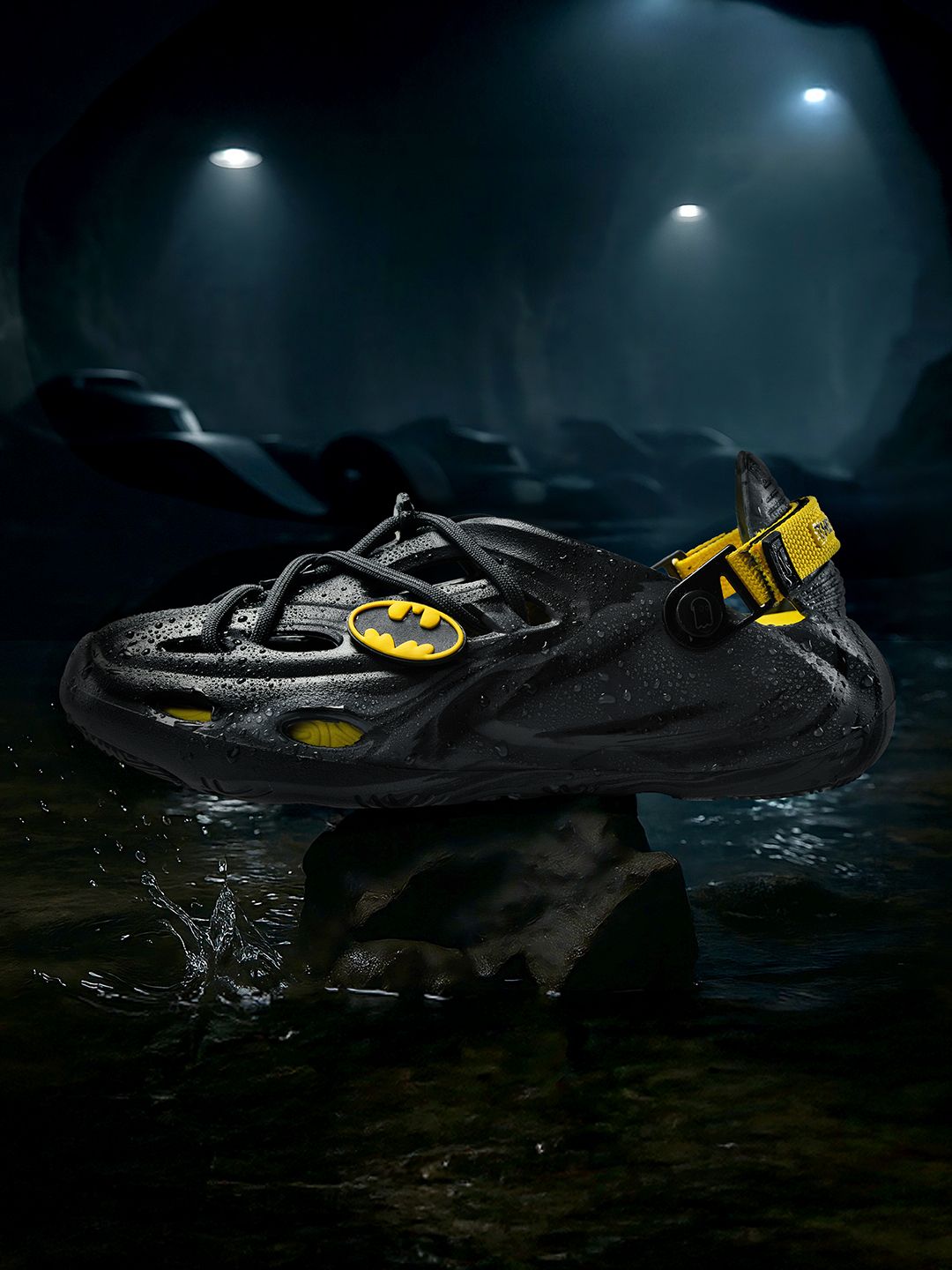 Hydros: The Dark Knight Men Clogs