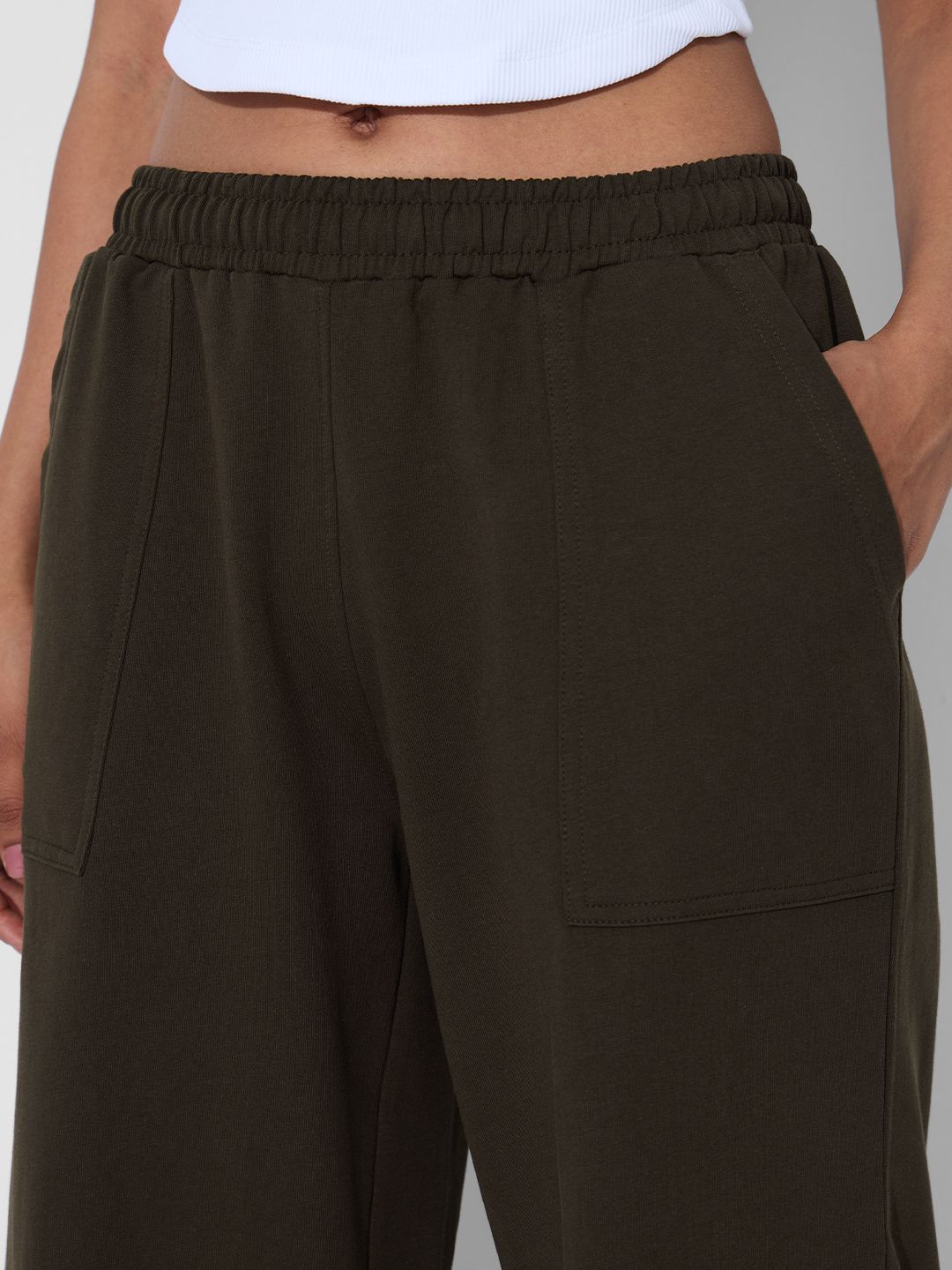 Straight-Fit Joggers: Wander Away Women Straight Joggers