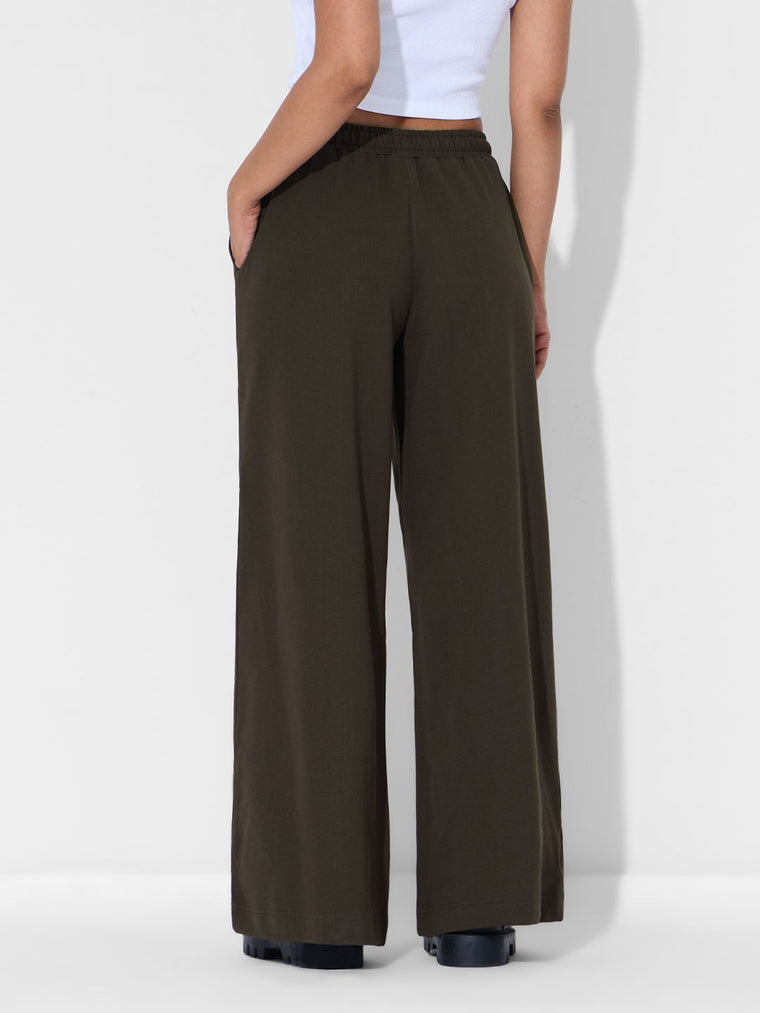 Straight-Fit Joggers: Wander Away Women Straight Joggers