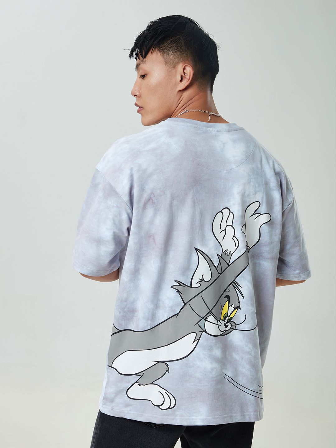 Tom & Jerry: The Chase Oversized T-Shirts