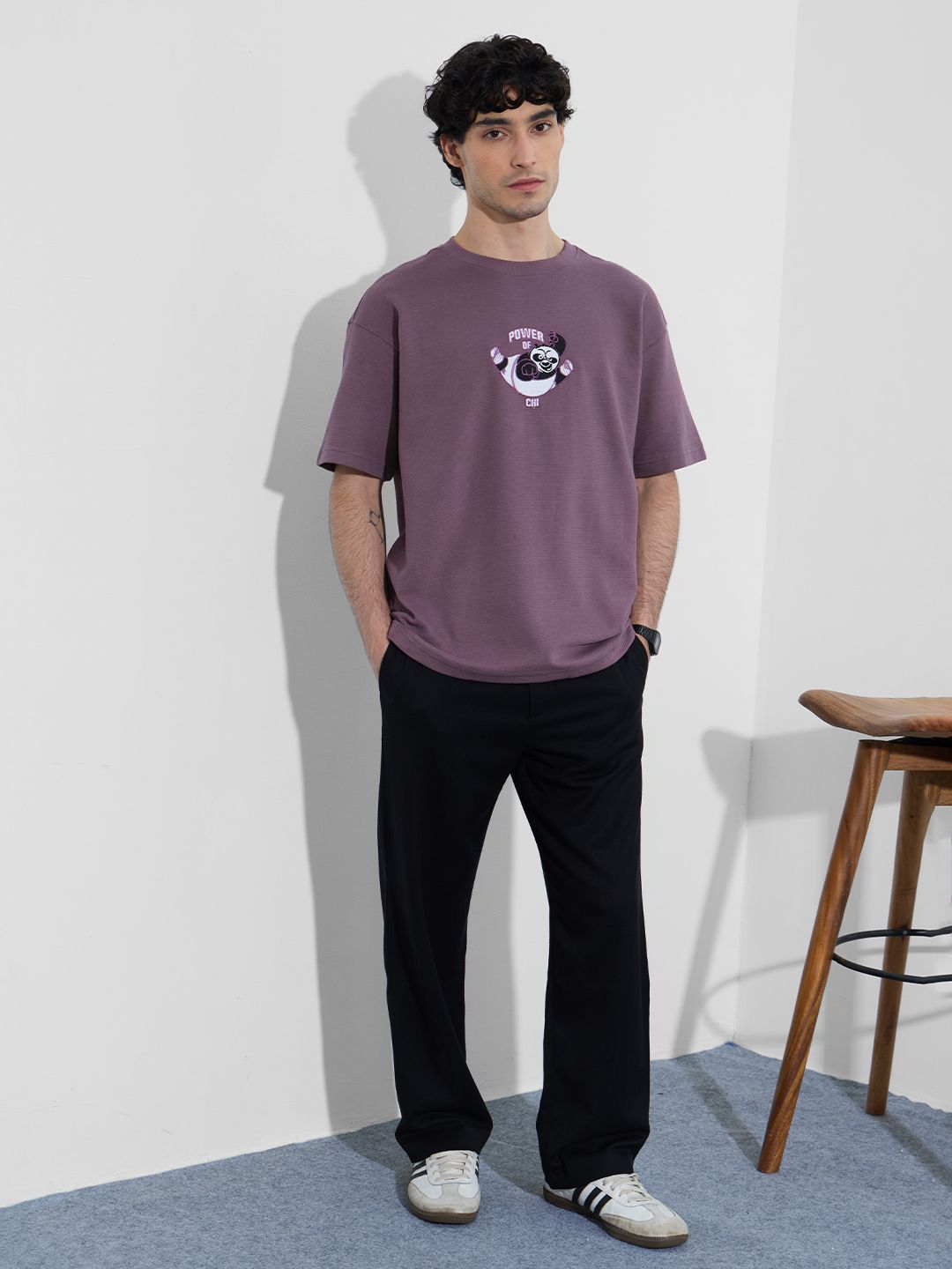 Kung Fu Panda: Master Oversized T-Shirts