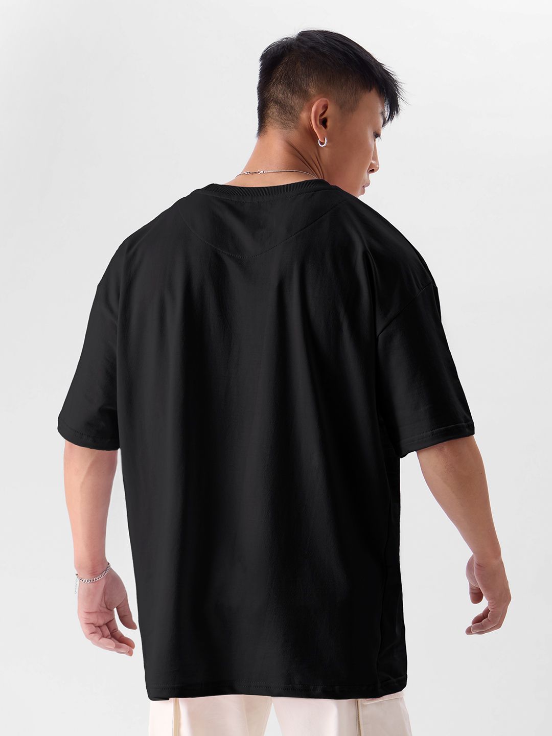 Solids: Black Oversized T-Shirts