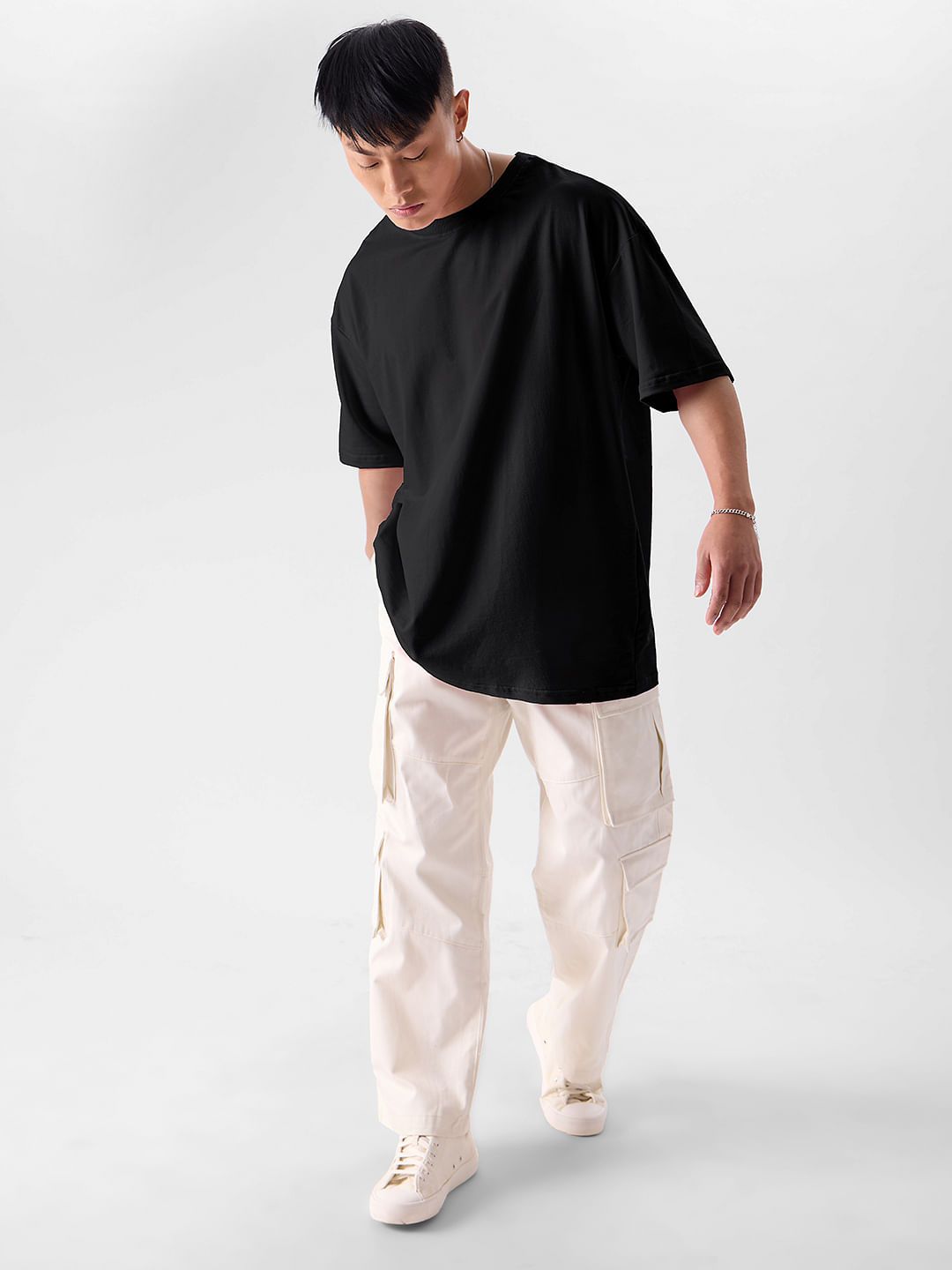 Solids: Black Oversized T-Shirts