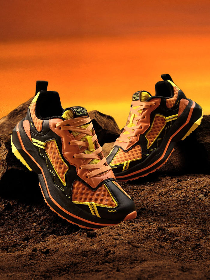 Trailblazer: Flame Men Low Top Sneakers