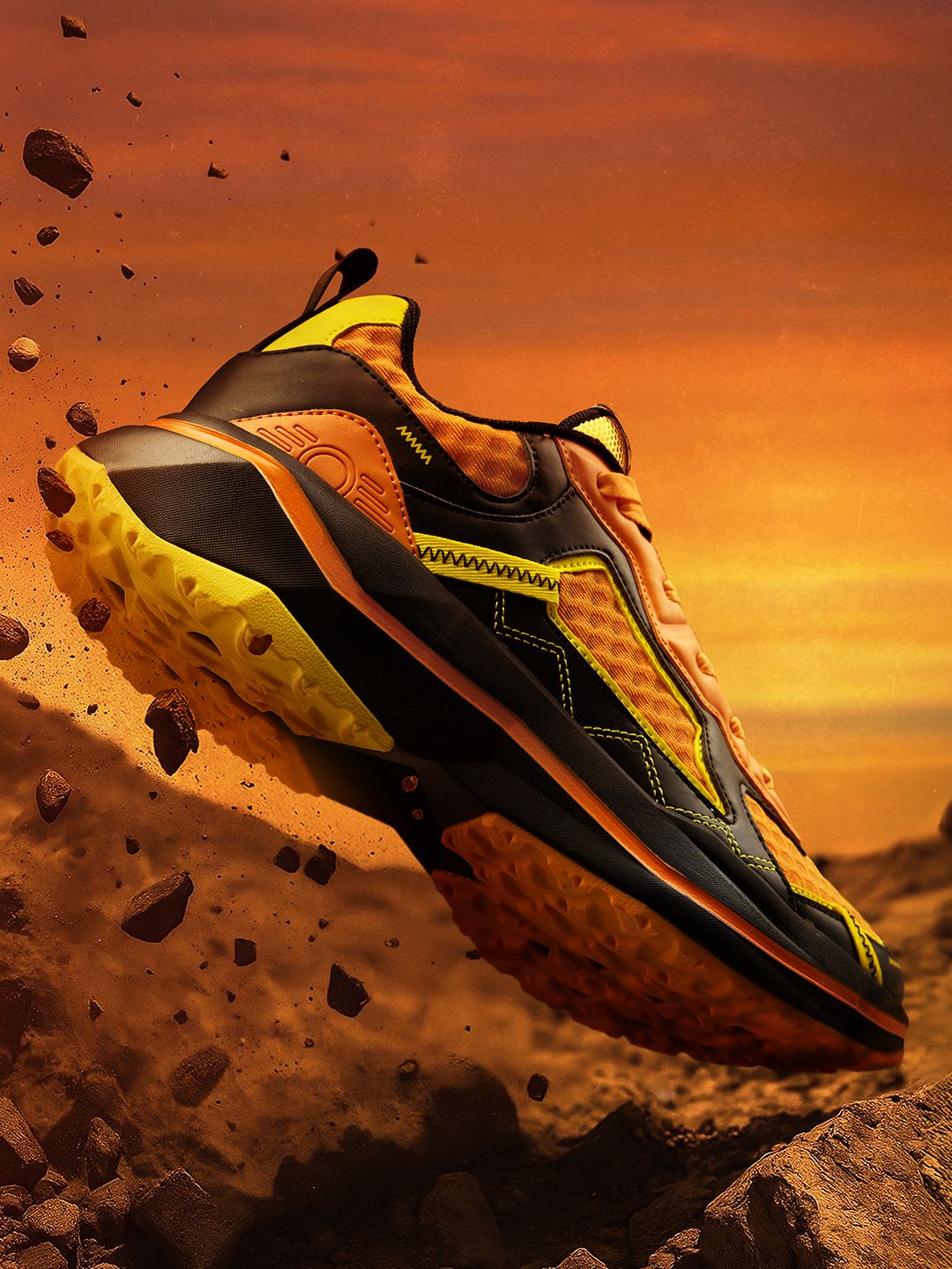 Trailblazer: Flame Men Low Top Sneakers