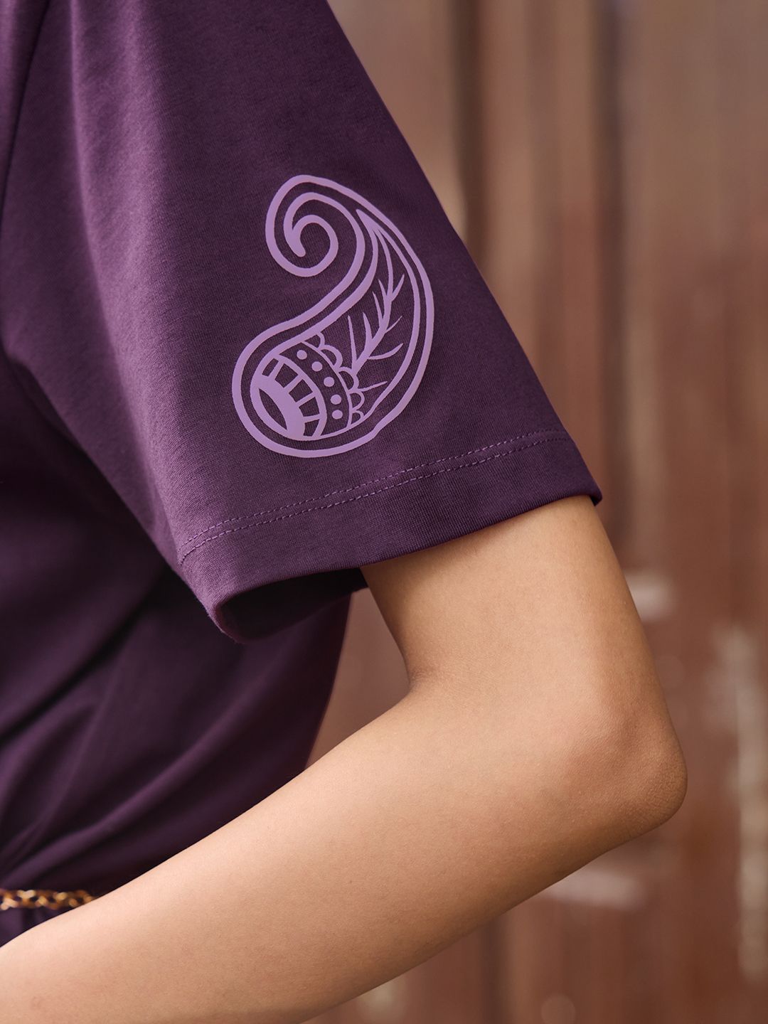 Desi Rebel: Hustle Nari Women Relaxed T-Shirts