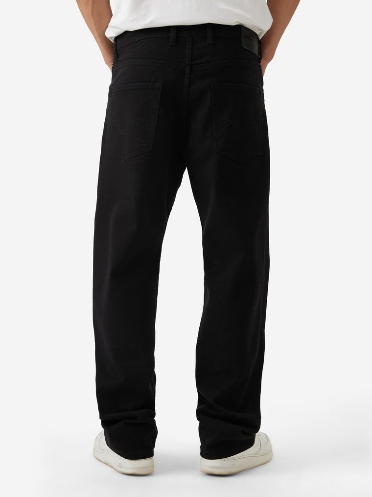 Solids: Black (Straight Fit) Men Straight Fit Jeans