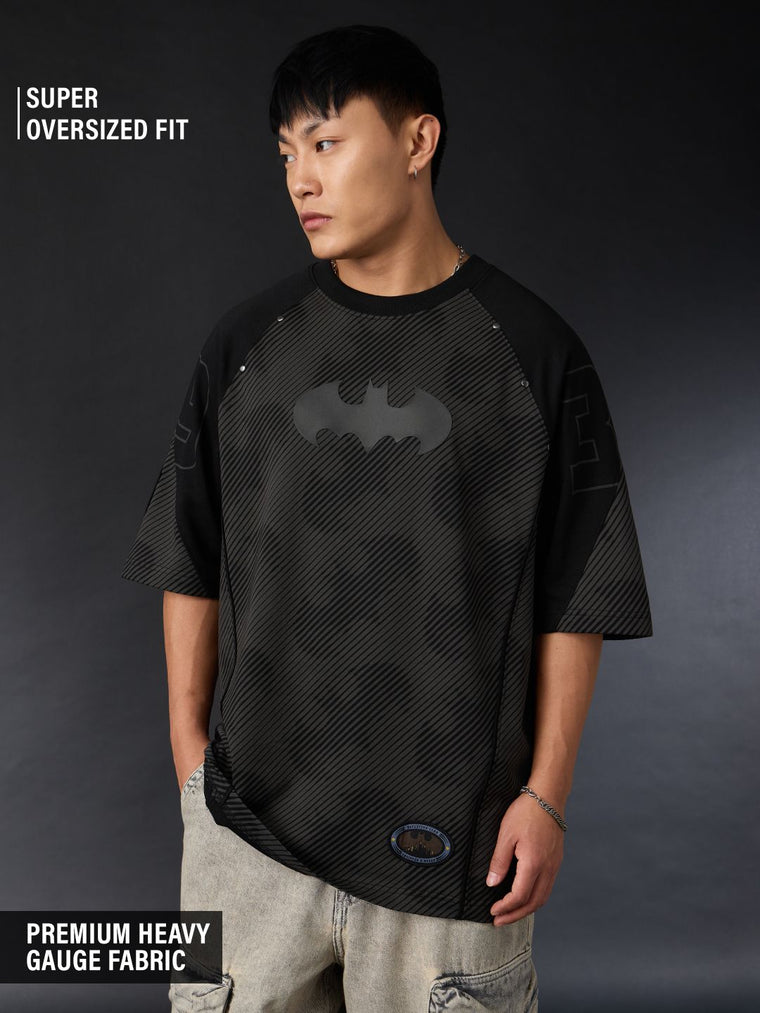 Batman: Gotham's Protector Super Oversized T-Shirts