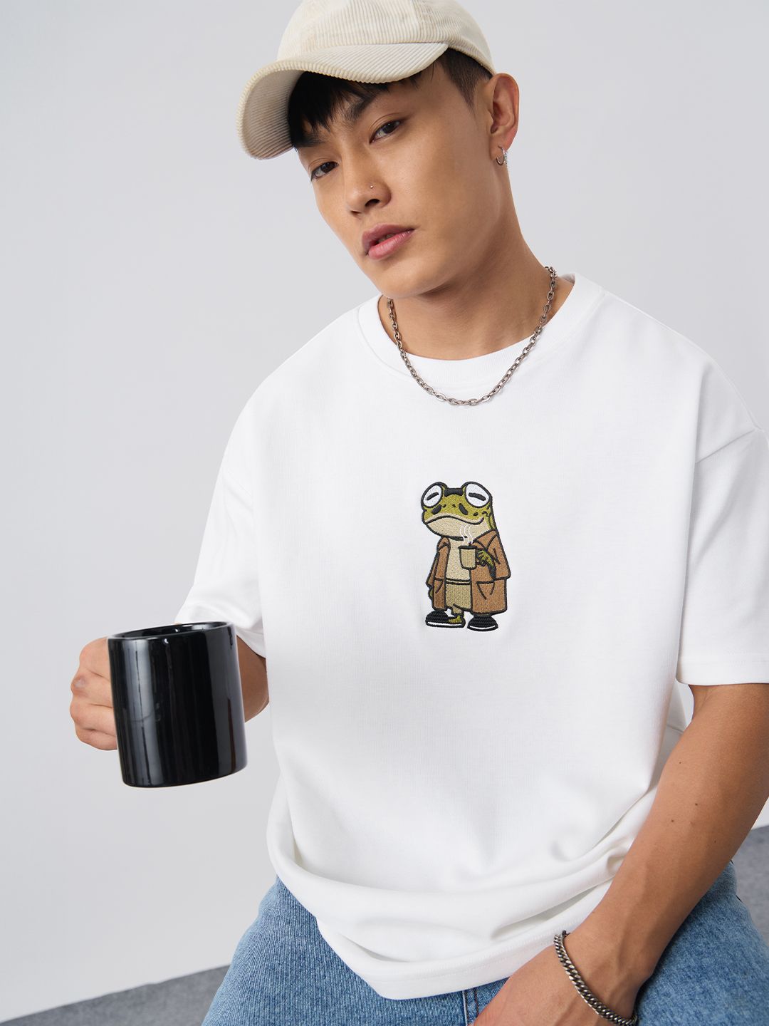 Oversized T-Shirt: Chill Frog Oversized T-Shirts