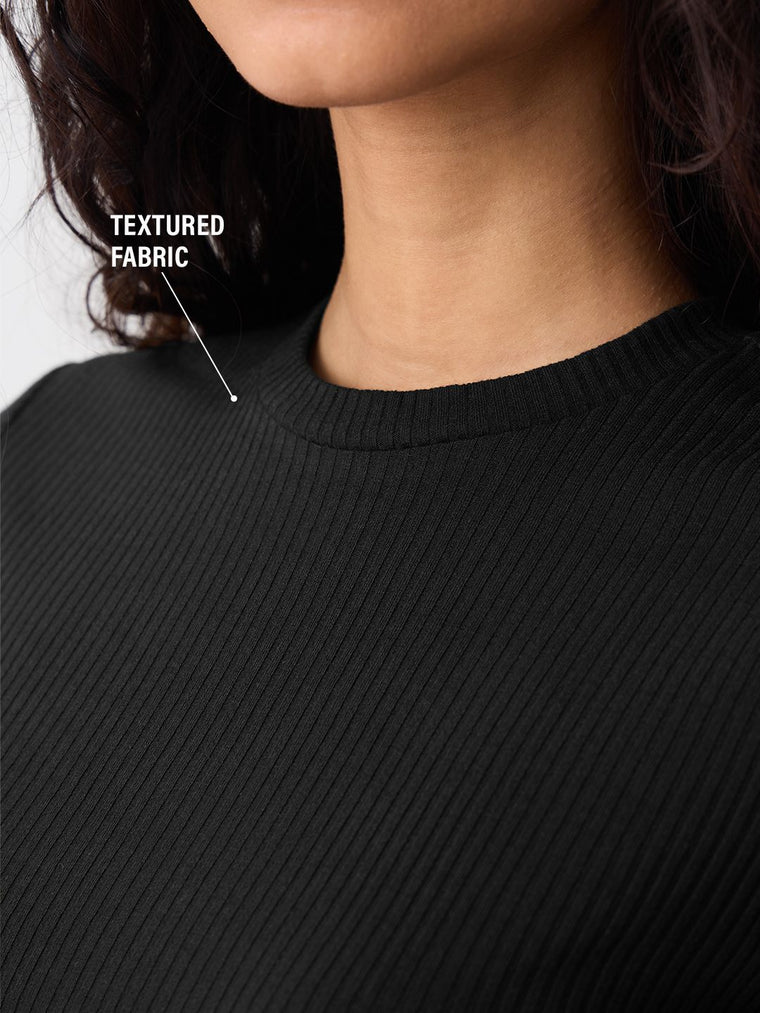 Ribbed T-shirt: Black Women Fitted T-Shirts
