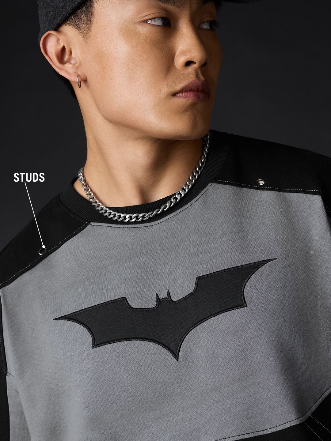 Batman: Classic Logo Oversized T-Shirts