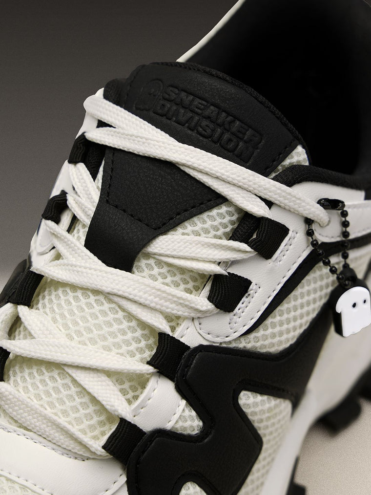 Fumes NX: Storm Men Low Top Sneakers