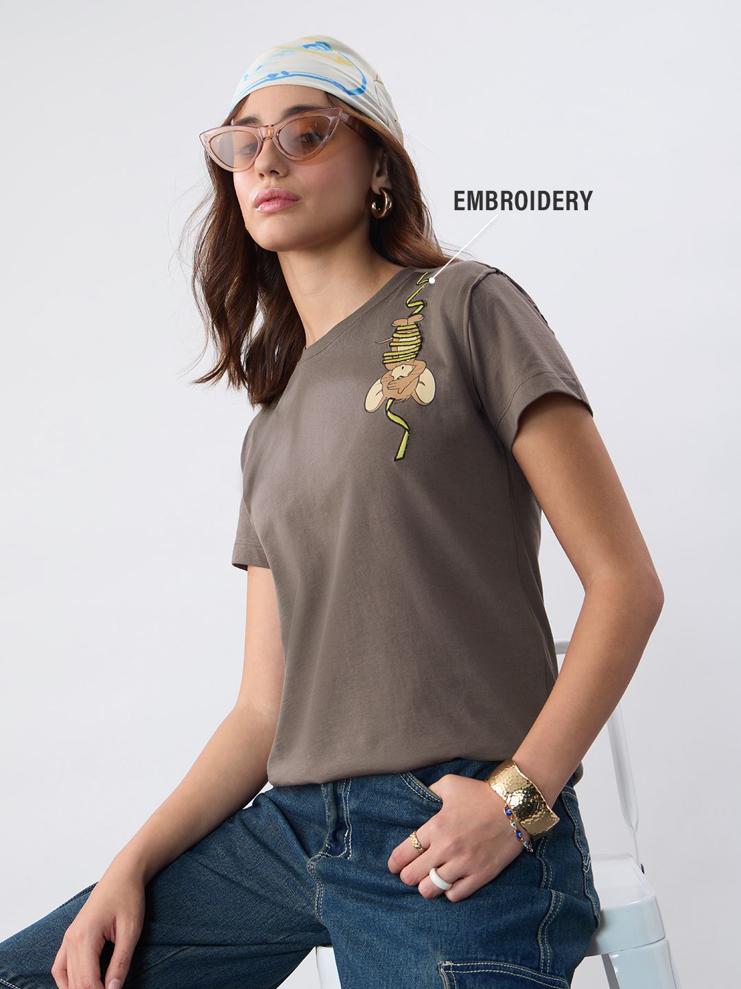 Tom & Jerry: Hanging Jerry Women Regular T-Shirts