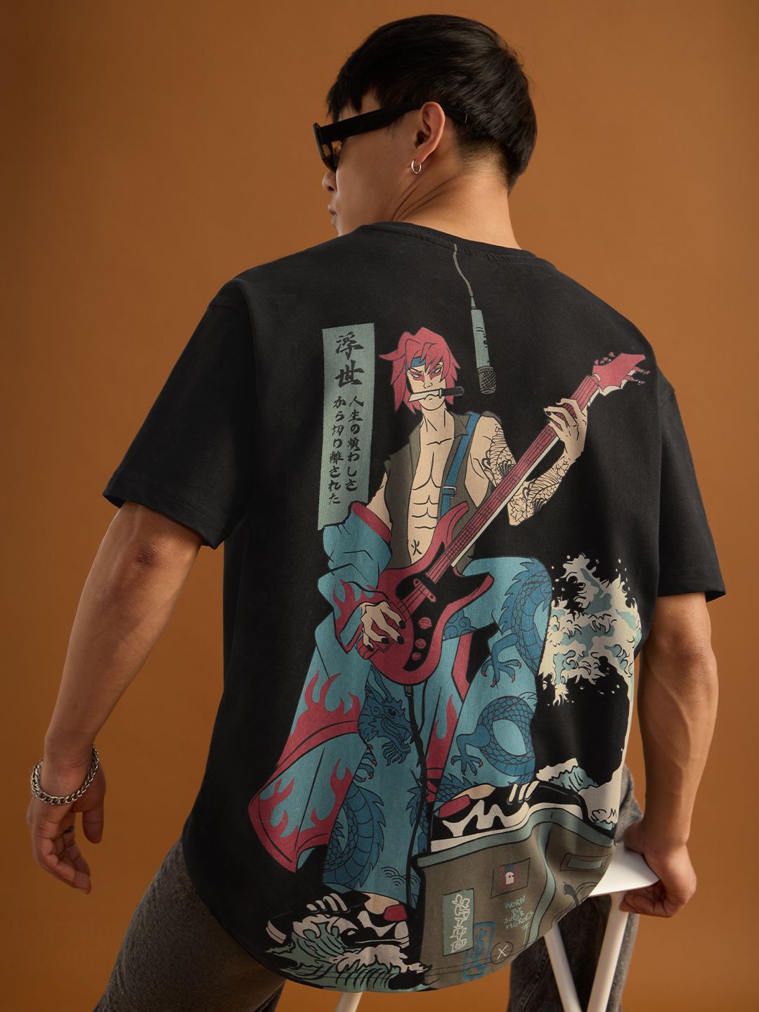 Ukiyo: Kabuki Rock Oversized T-Shirts
