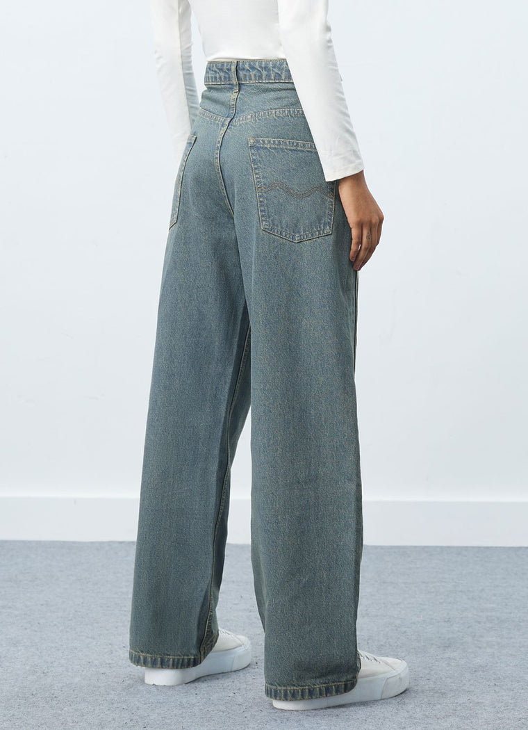 Relaxed Straight-Fit Denim: Sapphire Women Straight Denims
