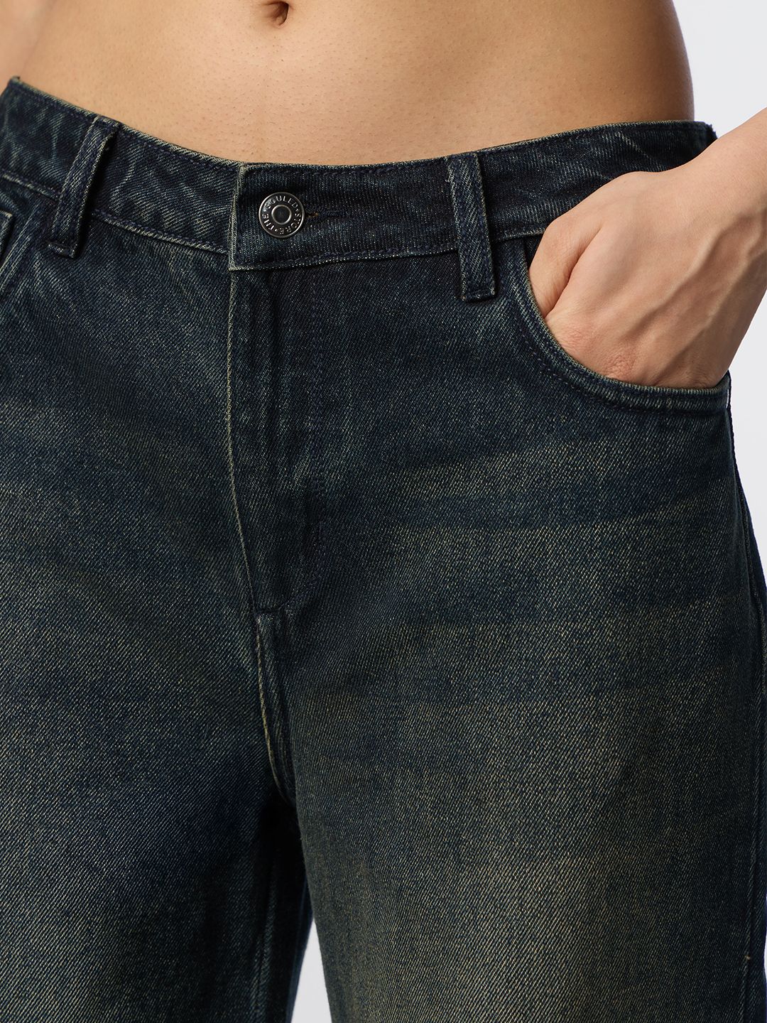 Wide-Leg Denim: Full Bloom Women Wide Denims