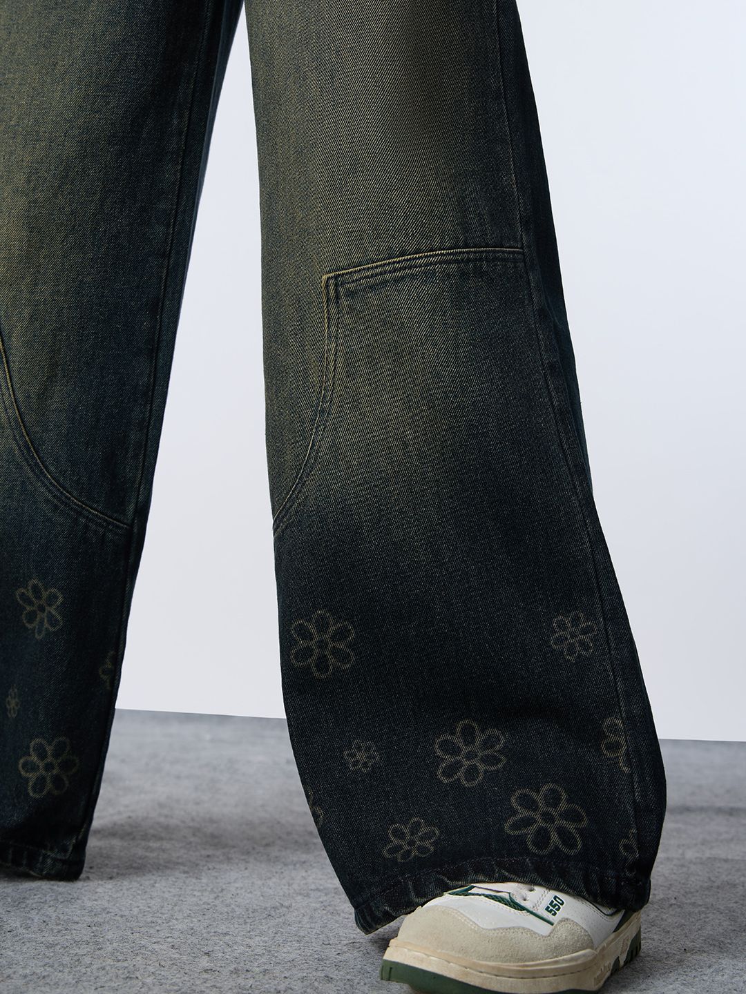 Wide-Leg Denim: Full Bloom Women Wide Denims
