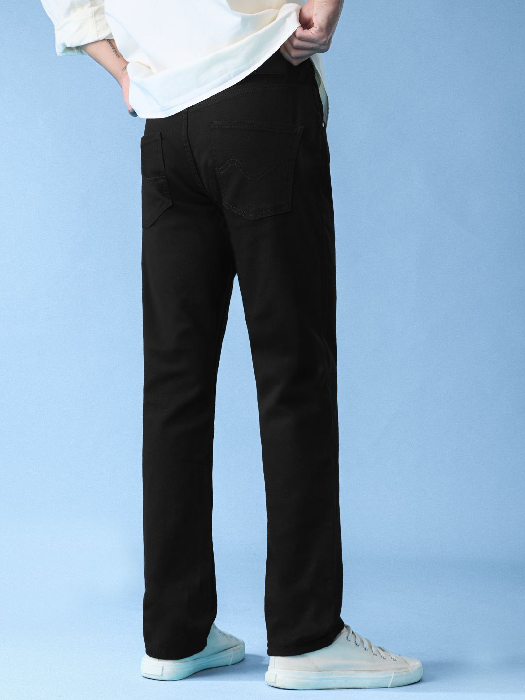 Classic Slim Fit Jeans: Timeless Black Men Classic Slim Fit Jeans