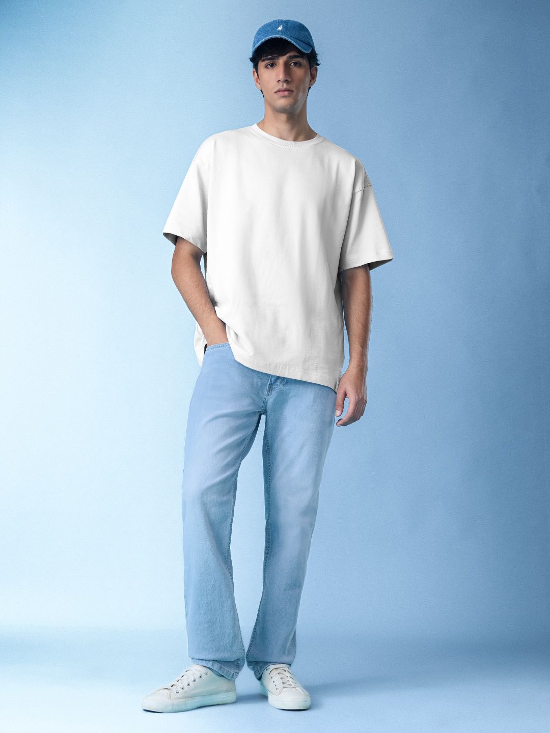 Classic Slim Fit Jeans: Light Wash Blue Men Classic Slim Fit Jeans
