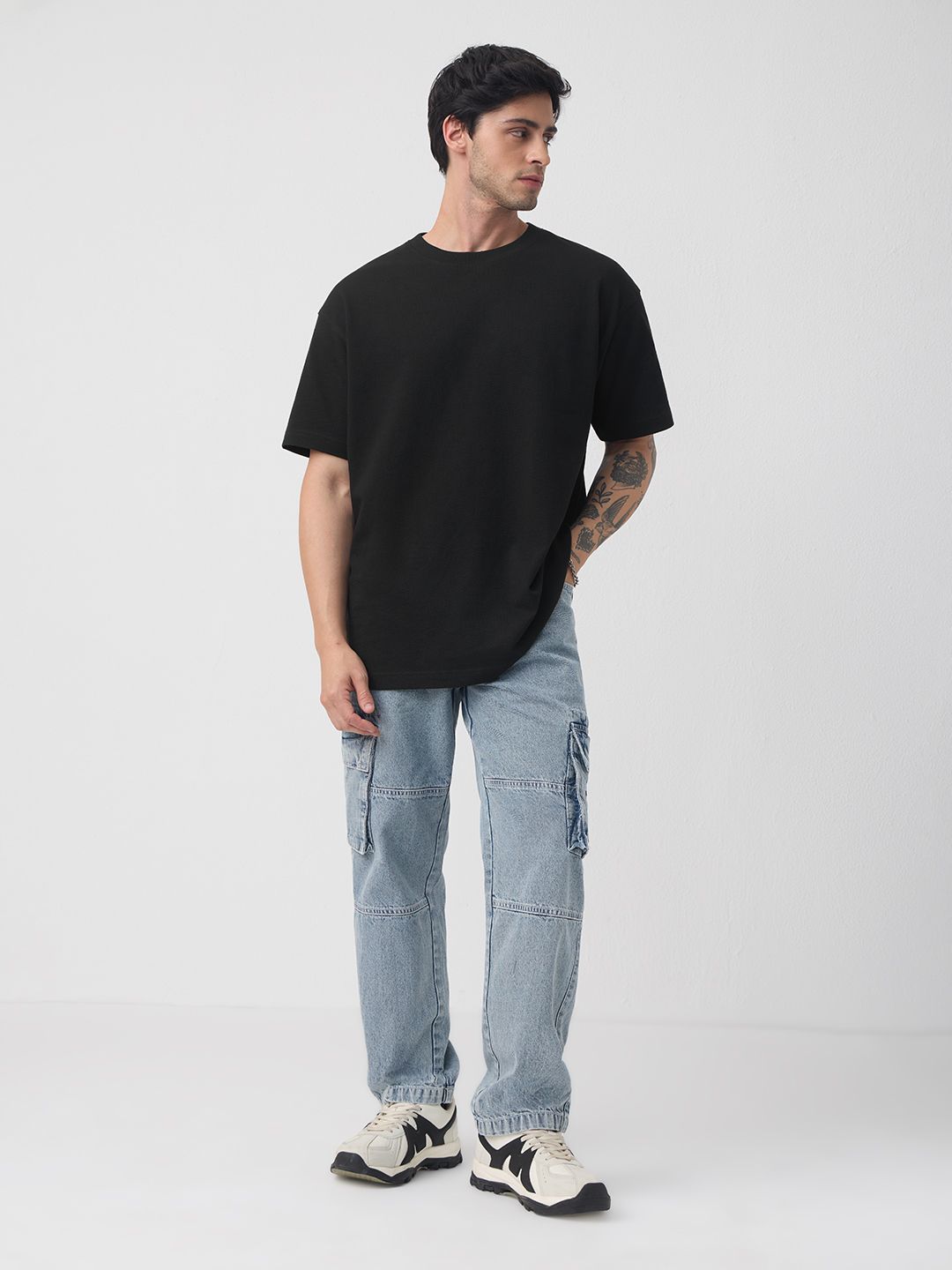 Popcorn Texture: Caviar Oversized T-Shirts