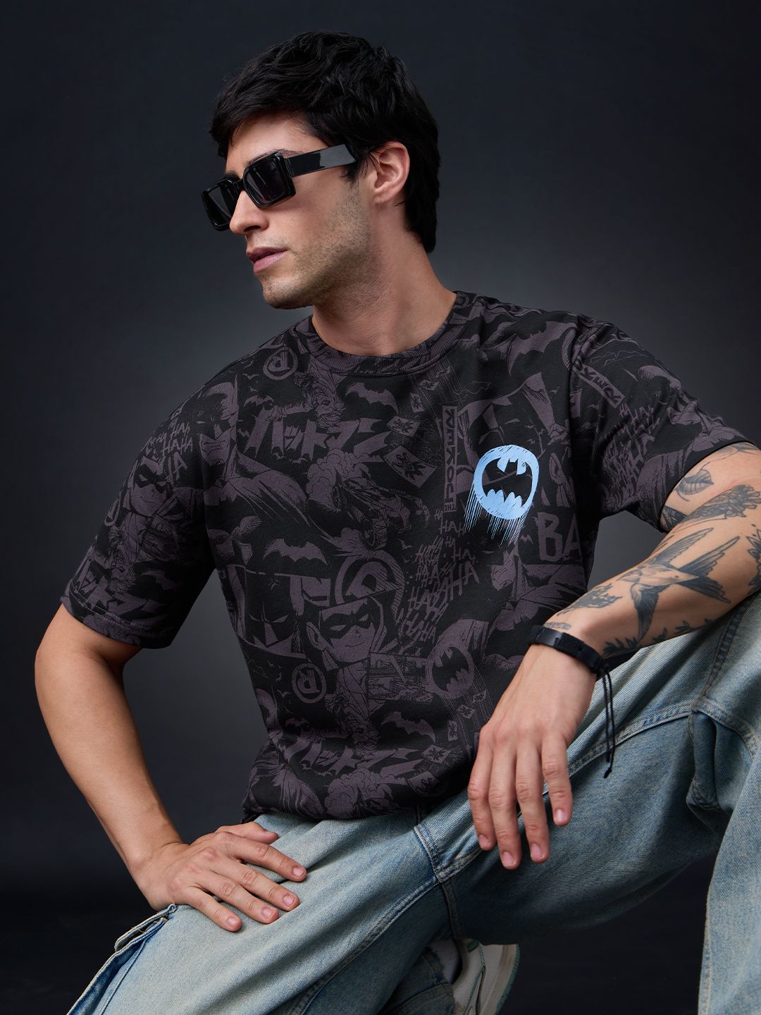Batman: Dark Knight Comic Oversized T-Shirts