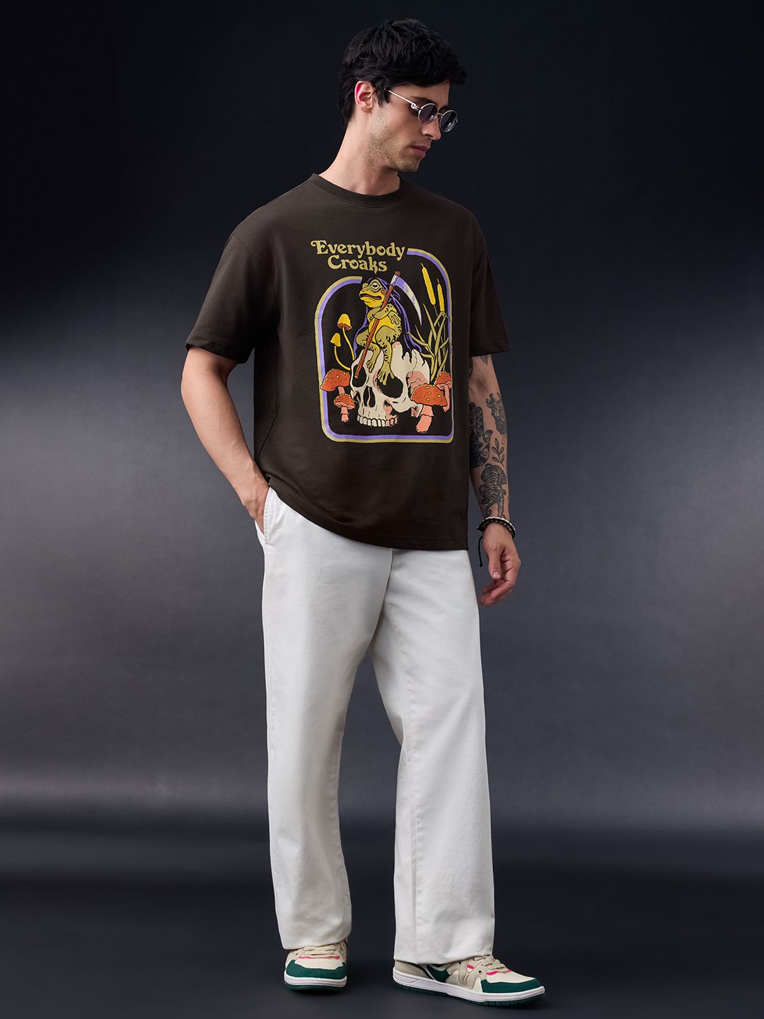 Steven Rhodes: Everybody Croaks Oversized T-Shirts