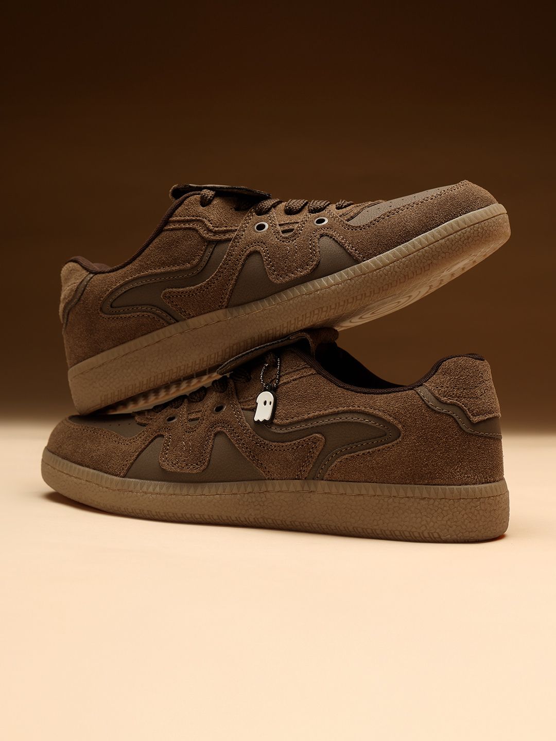 UBZ Legacy: Belgian Chocolate Men Low Top Sneakers