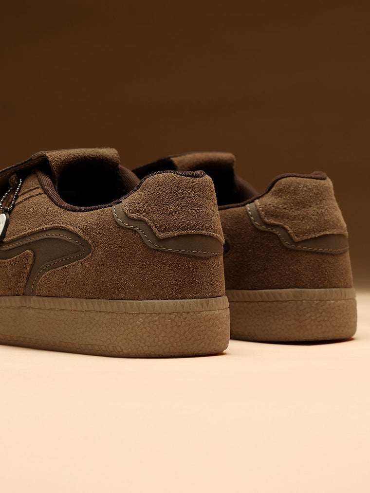 UBZ Legacy: Belgian Chocolate Men Low Top Sneakers