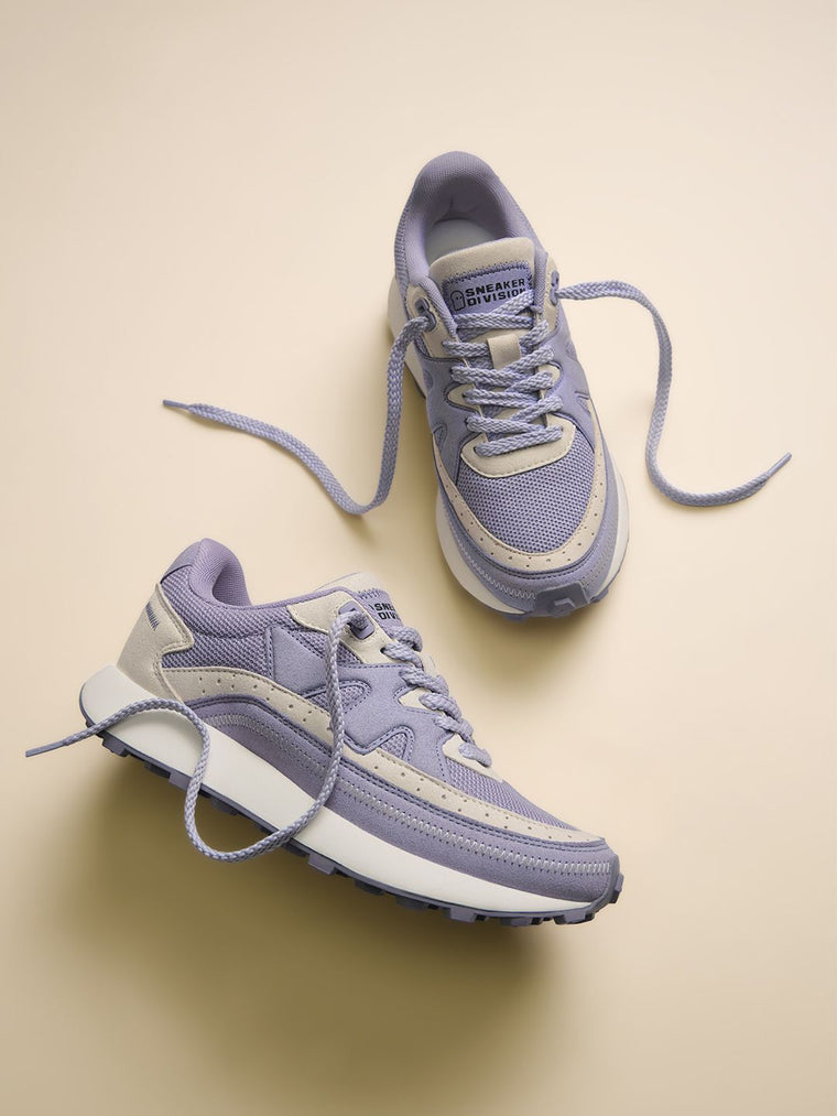 Berry: Milano Women Low Top Sneakers