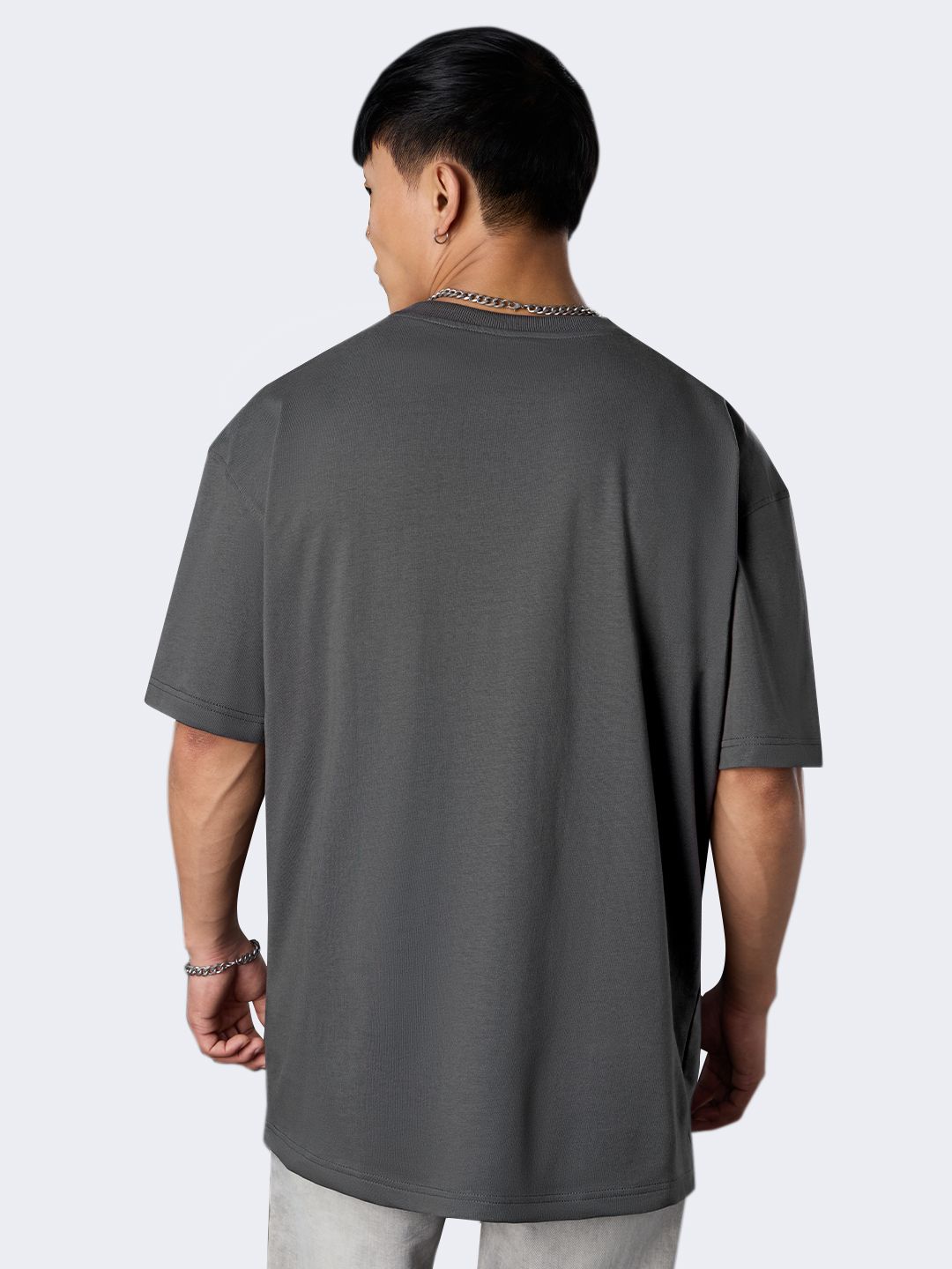 Ben 10 Omniverse: Shocksquatch Oversized T-Shirts