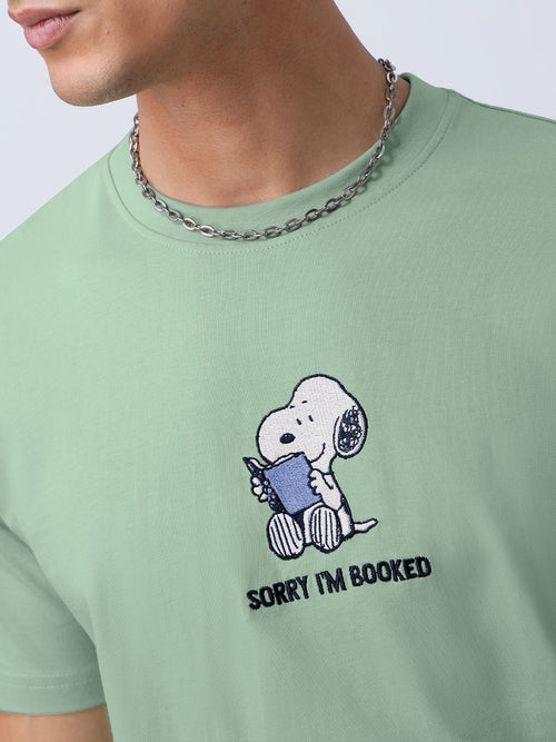 Peanuts: I'm Booked Men Relaxed Fit T-Shirts
