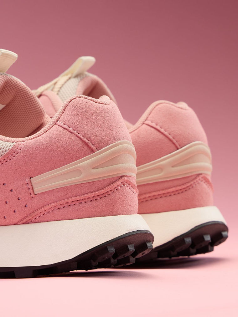 Peach: Gelato Women Low Top Sneakers