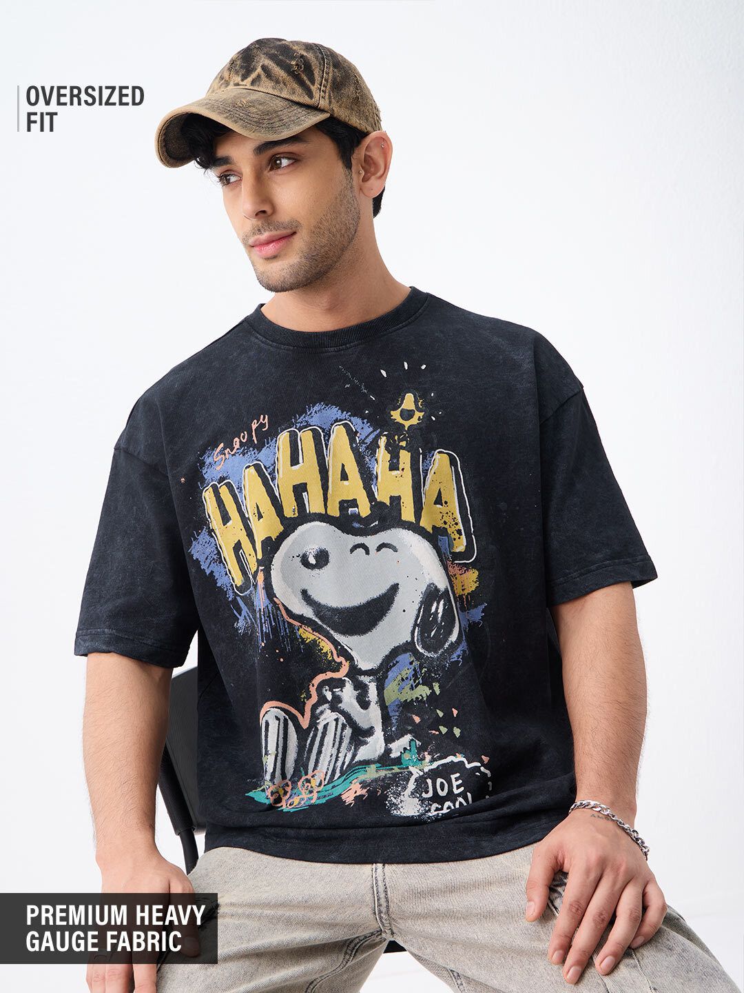 Peanuts: Laughing Snoopy Oversized T-Shirts