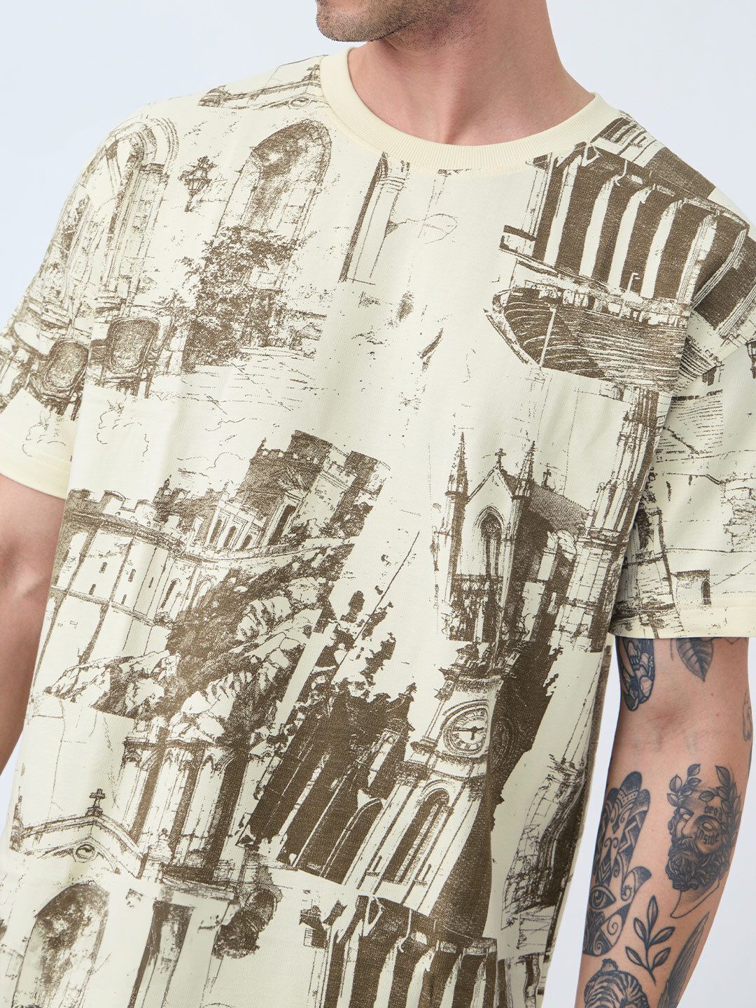 Oversized T-Shirt: Gothic Buildings Oversized T-Shirts