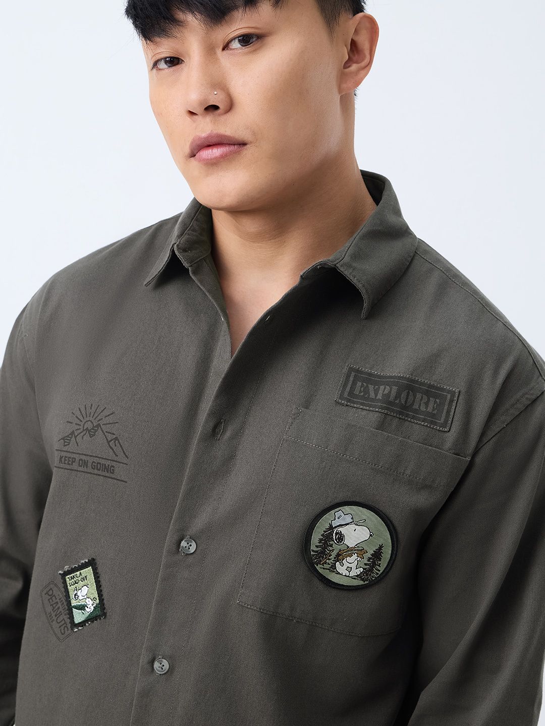 Peanuts: Be An Outsider Men Relaxed Shirts