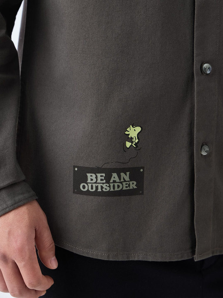 Peanuts: Be An Outsider Men Relaxed Shirts
