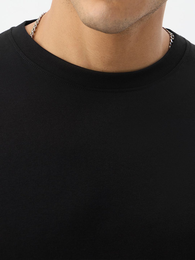 Solids: Black Men Relaxed Fit T-Shirts